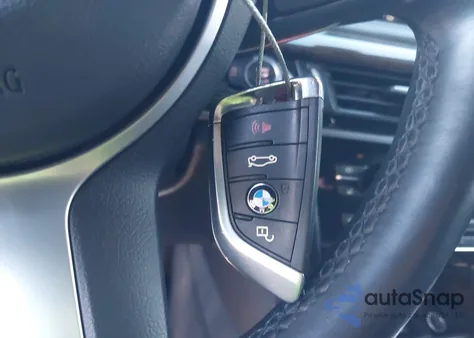 2015 BMW X5 xDrive50I z USA, uszkodzony, nr VIN 5UXKR6C57F0J77175